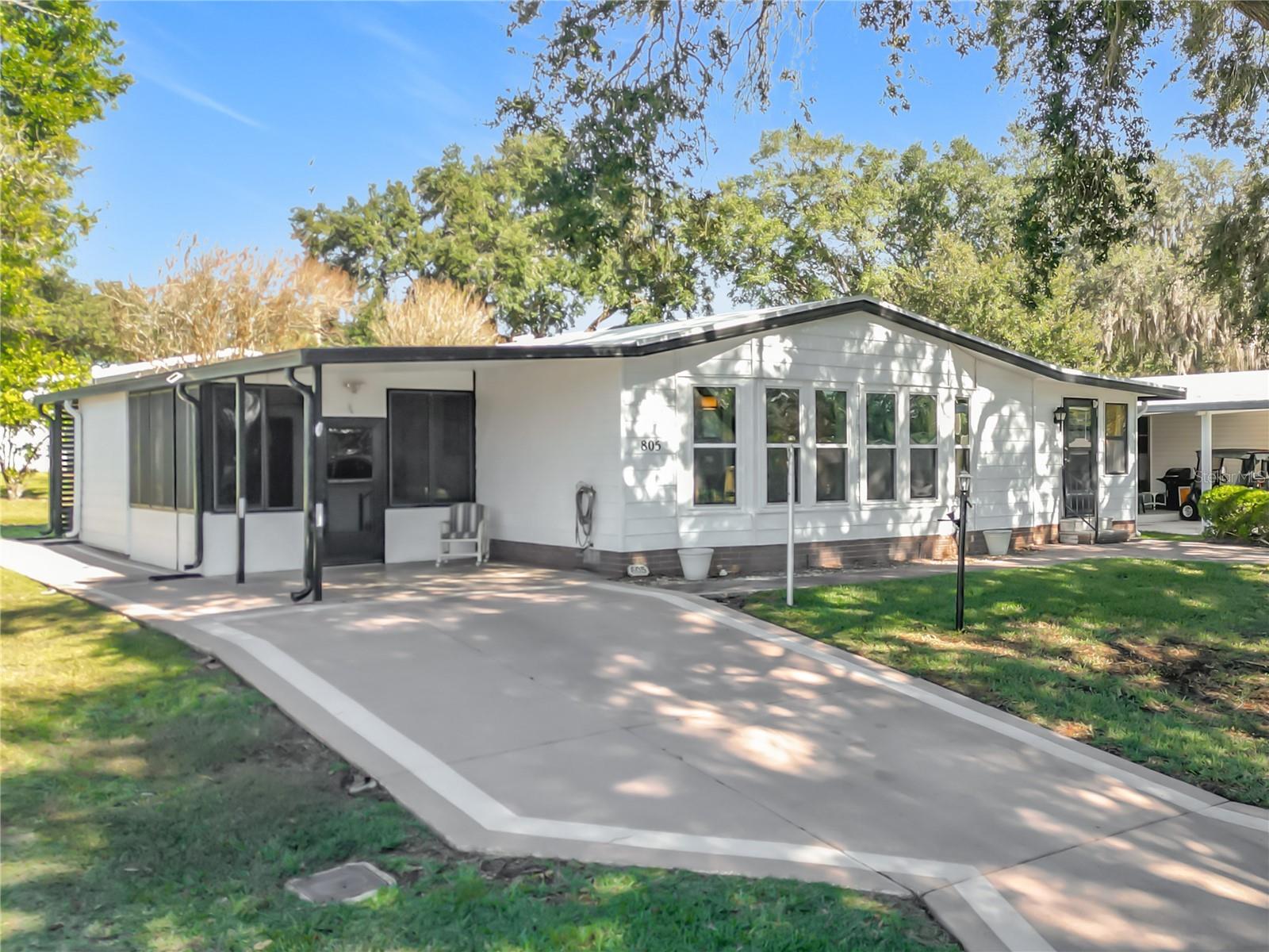 805 Camelia Ct, FL