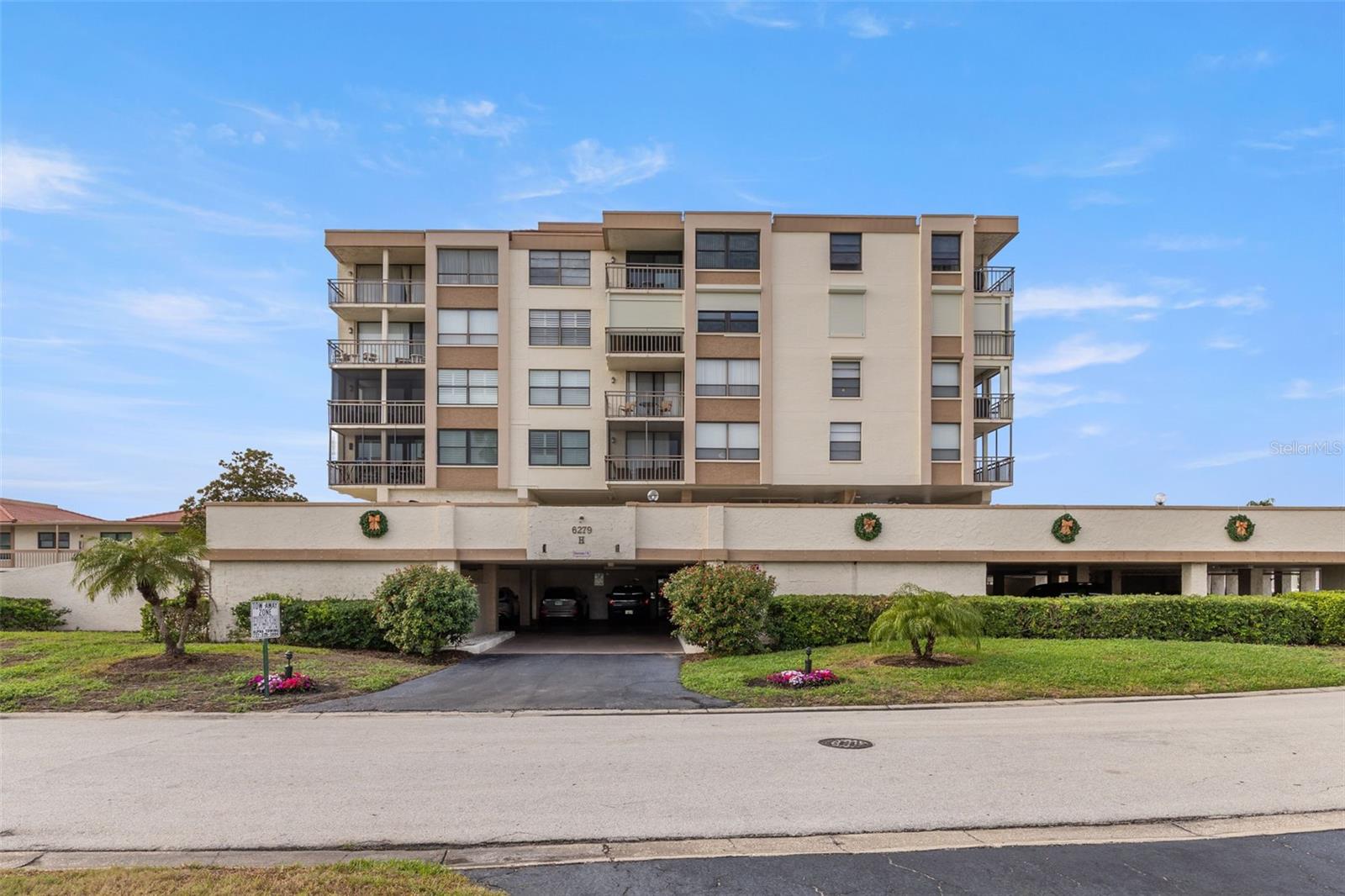 6279 Sun Boulevard, FL