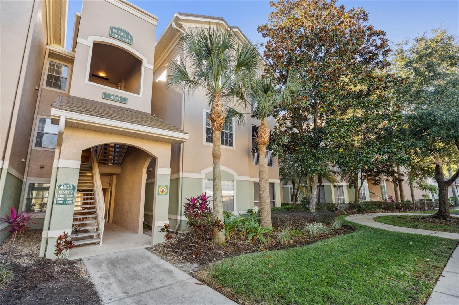 4833 Cypress Woods Drive, FL
