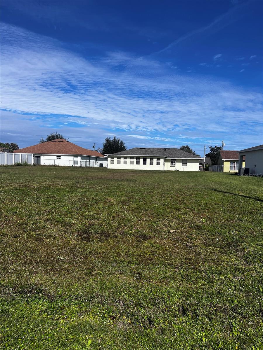 725 Leonardo Court, FL