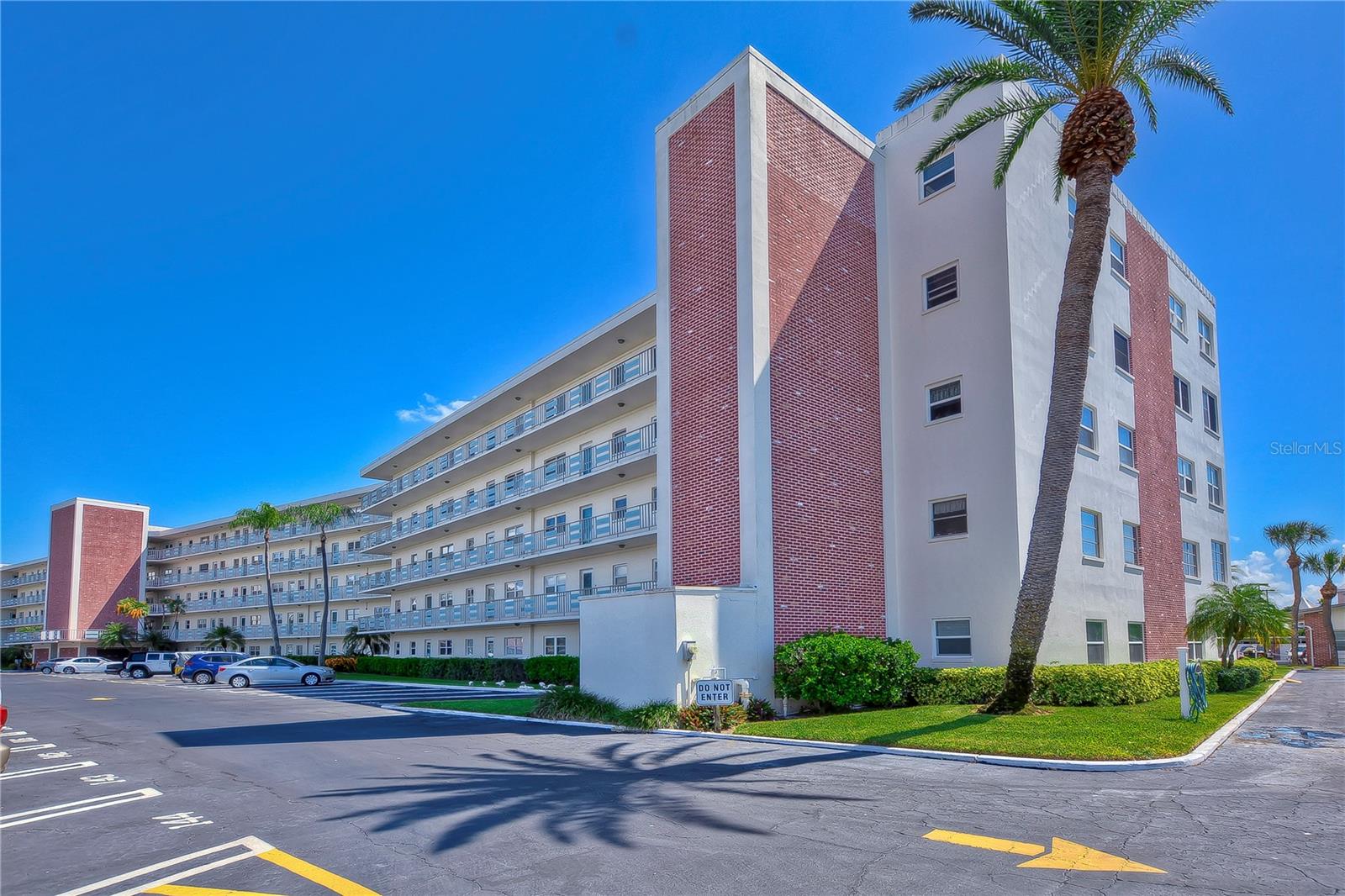 5575 Gulf Boulevard, FL