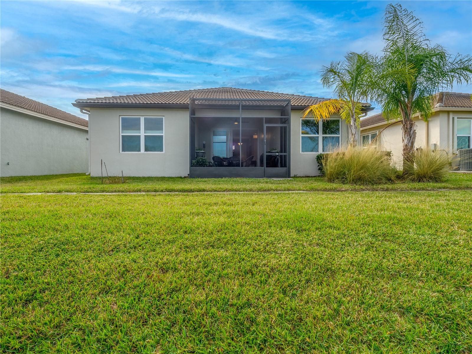 5122 Sierra Falls Court, FL