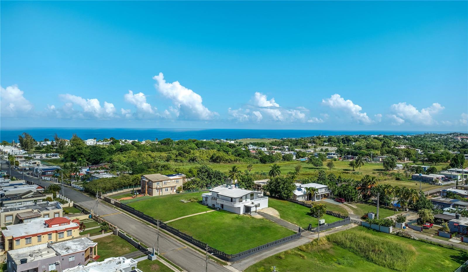 1 Pinar Del Mar St, PR