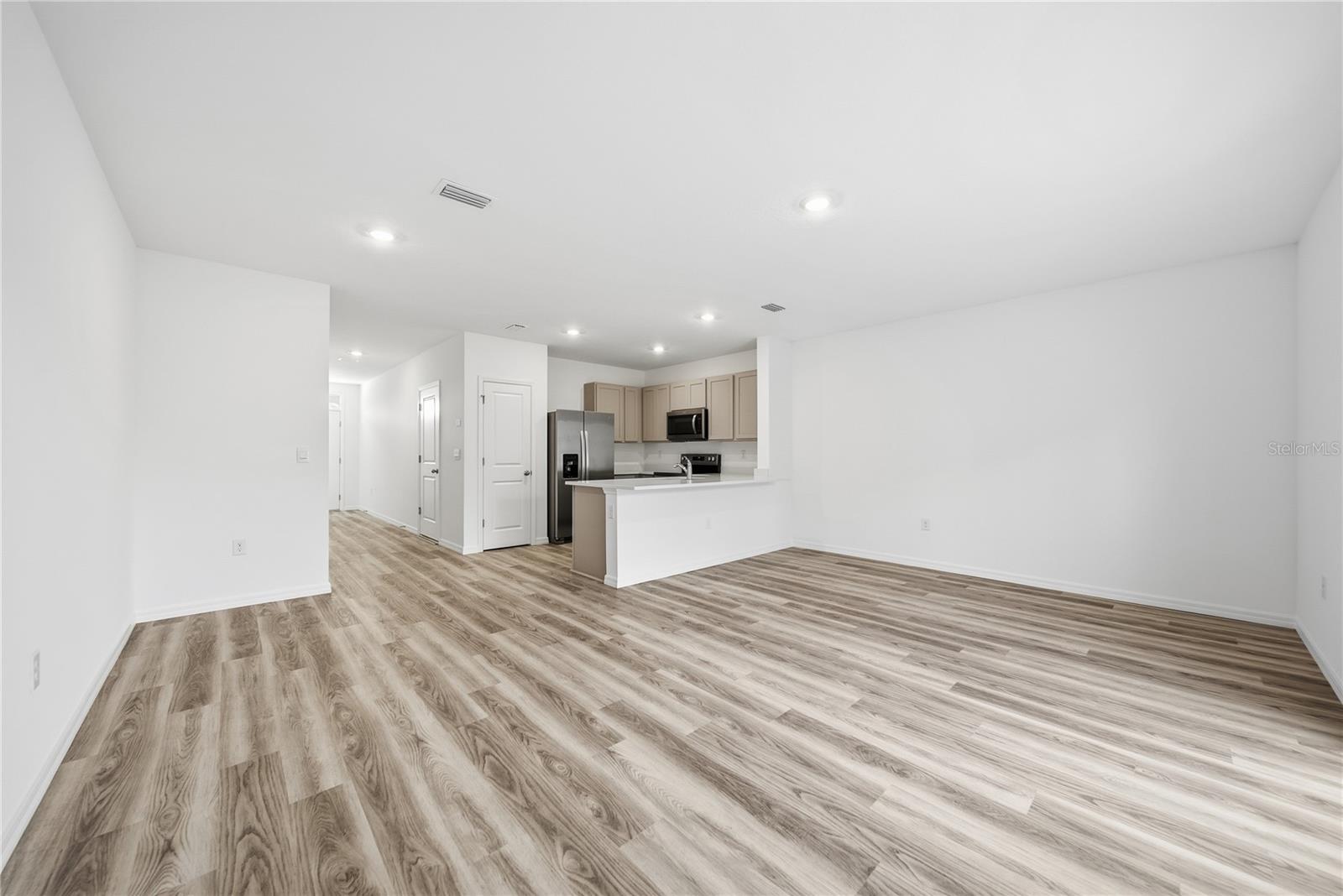 32497 Midsummer Night Lane, FL