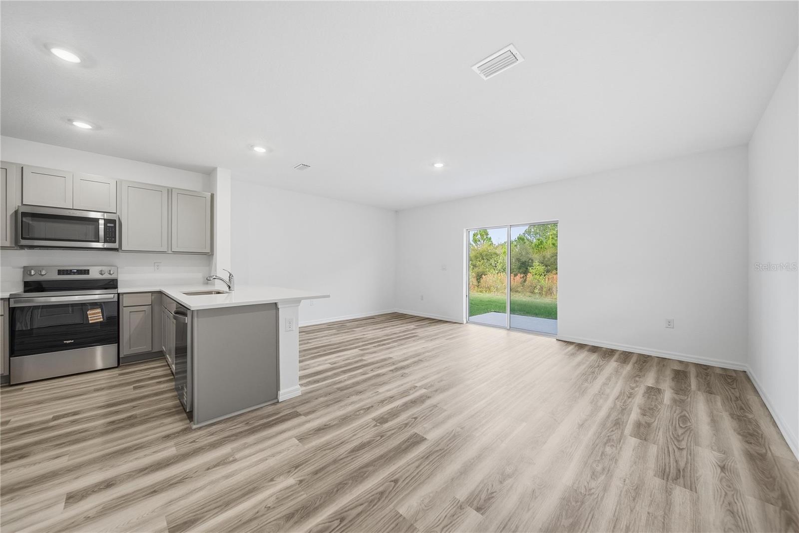 32497 Midsummer Night Lane, FL