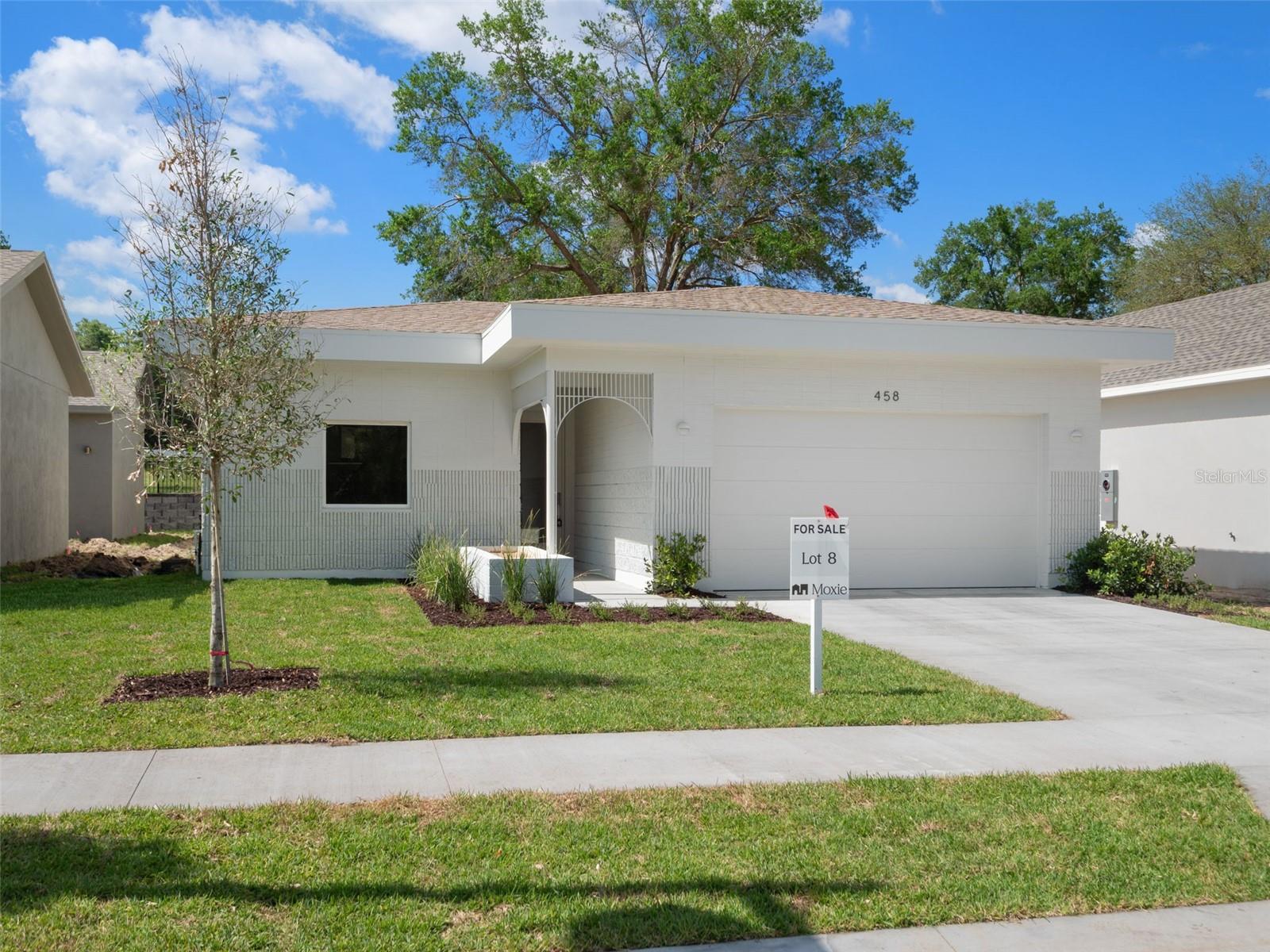 458 Skyfield Ct, FL