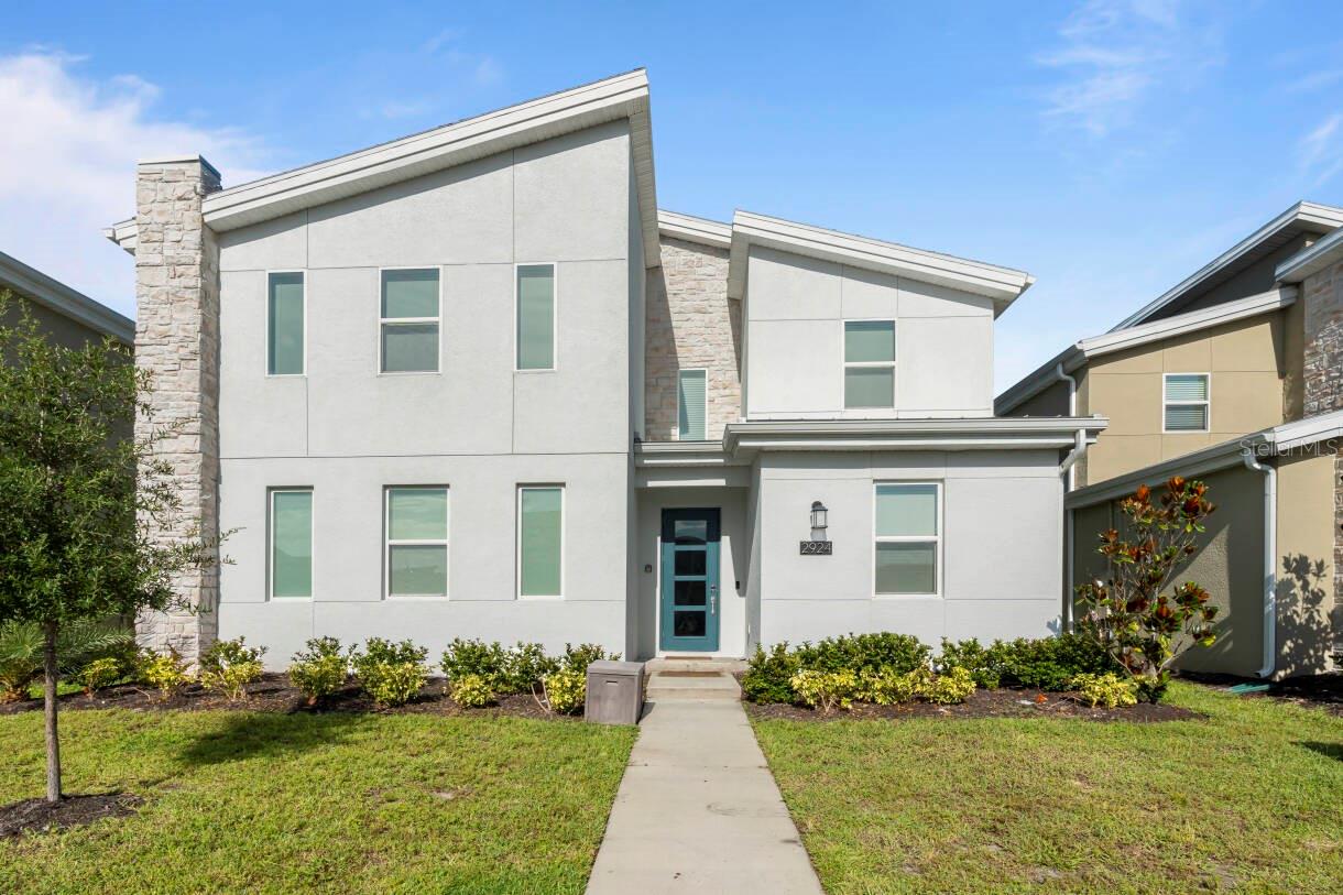 2924 Penelope Loop, FL