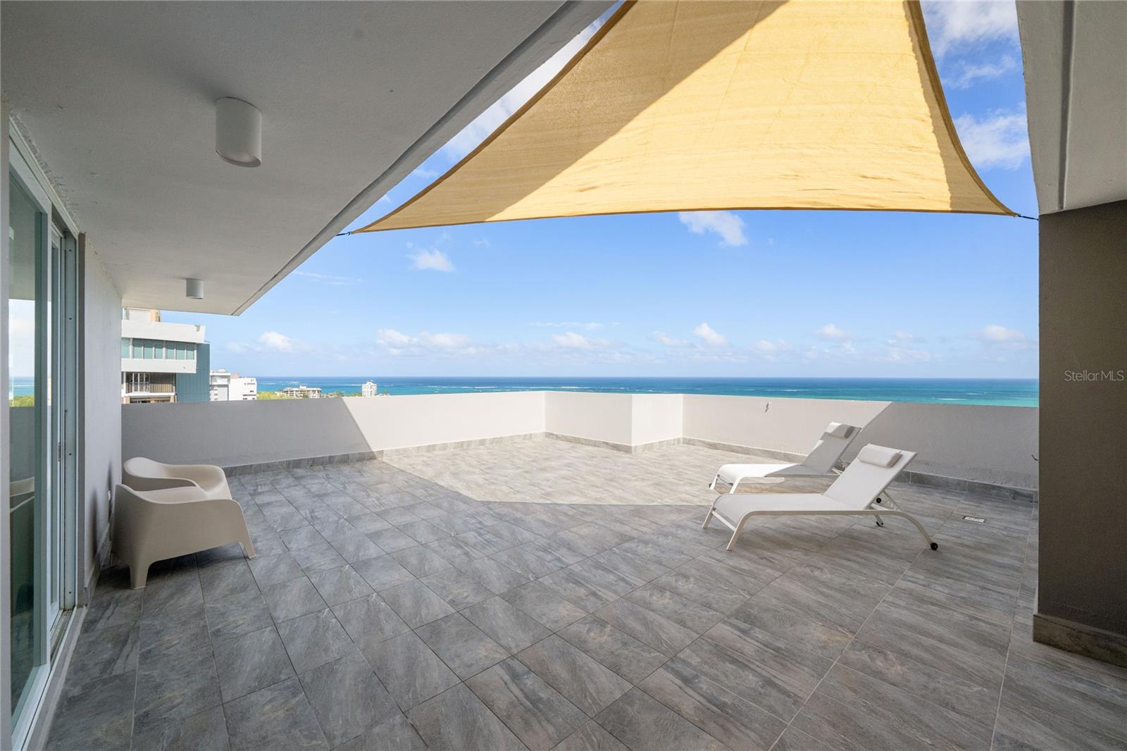 4123 Isla Verde Ave, Waldorf Tower #Ph-4, PR