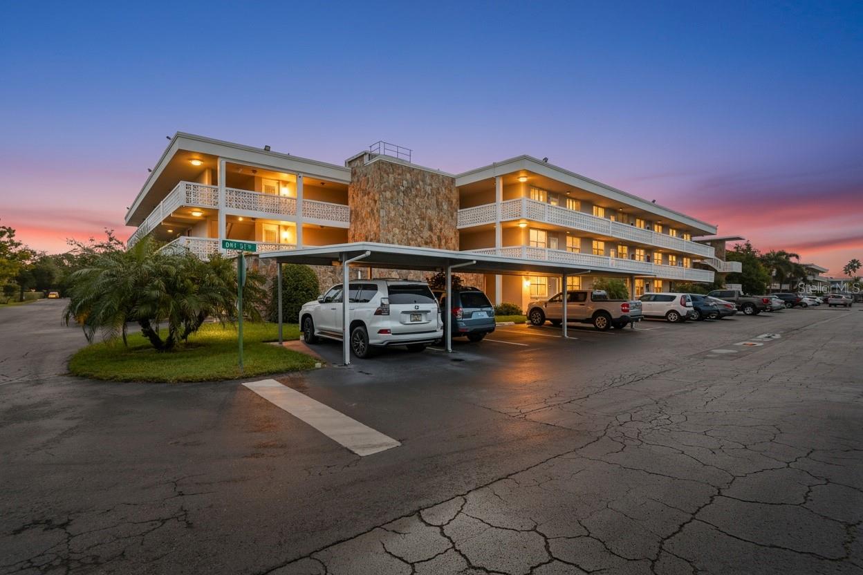5095 Bay St Ne #210, FL