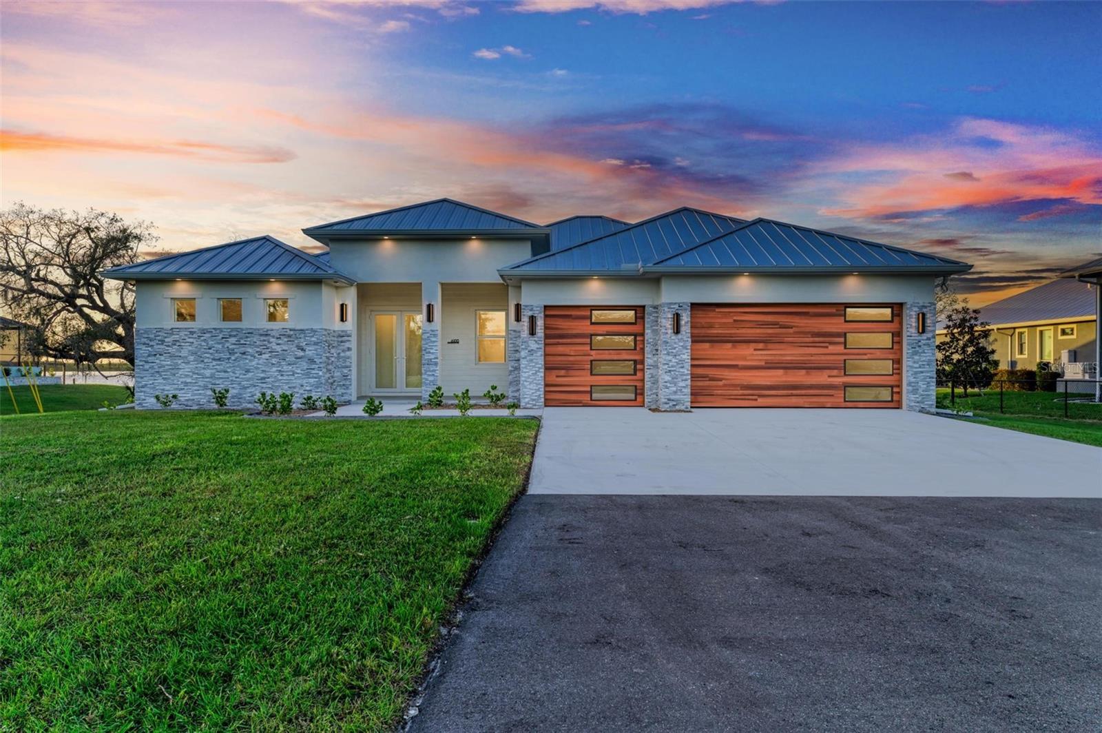 6100 Riverside Drive, FL