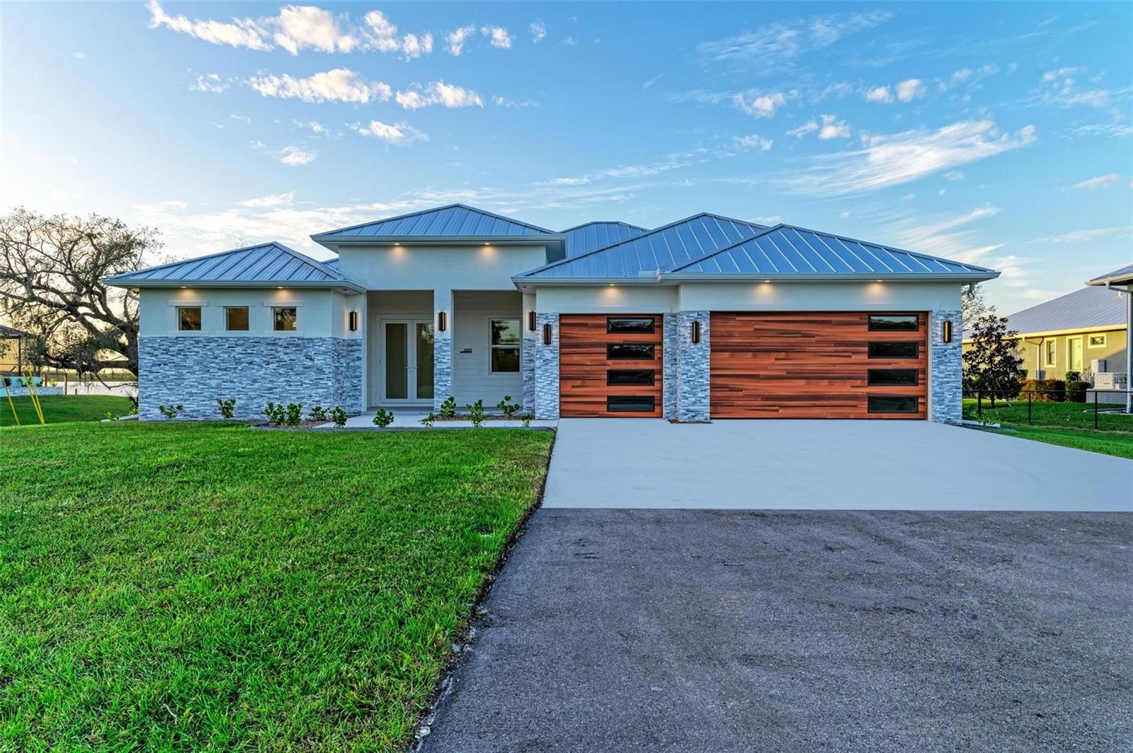 6100 Riverside Drive, FL
