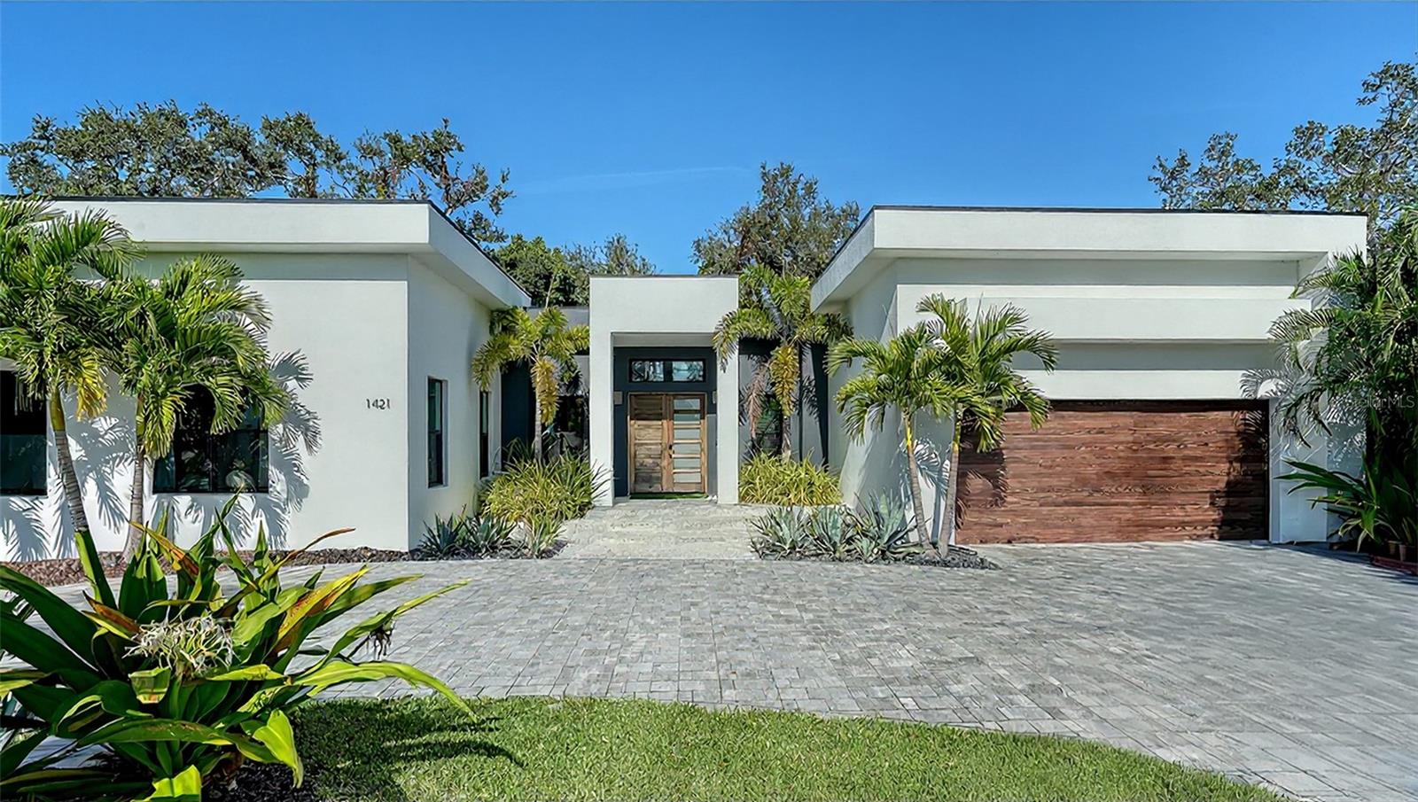 1421 Lake Shore Drive, FL