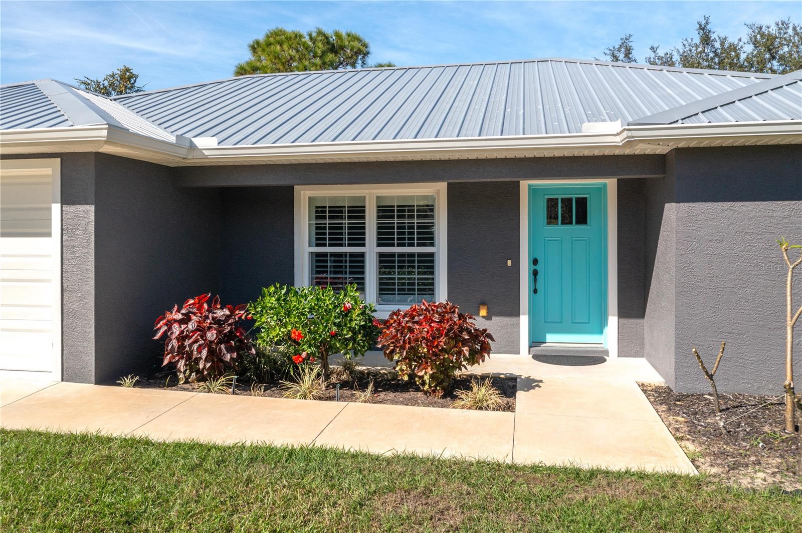 233 Oxbow Drive, FL