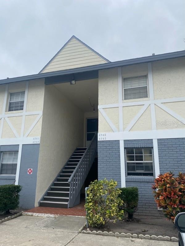 4745 Avon Court, FL