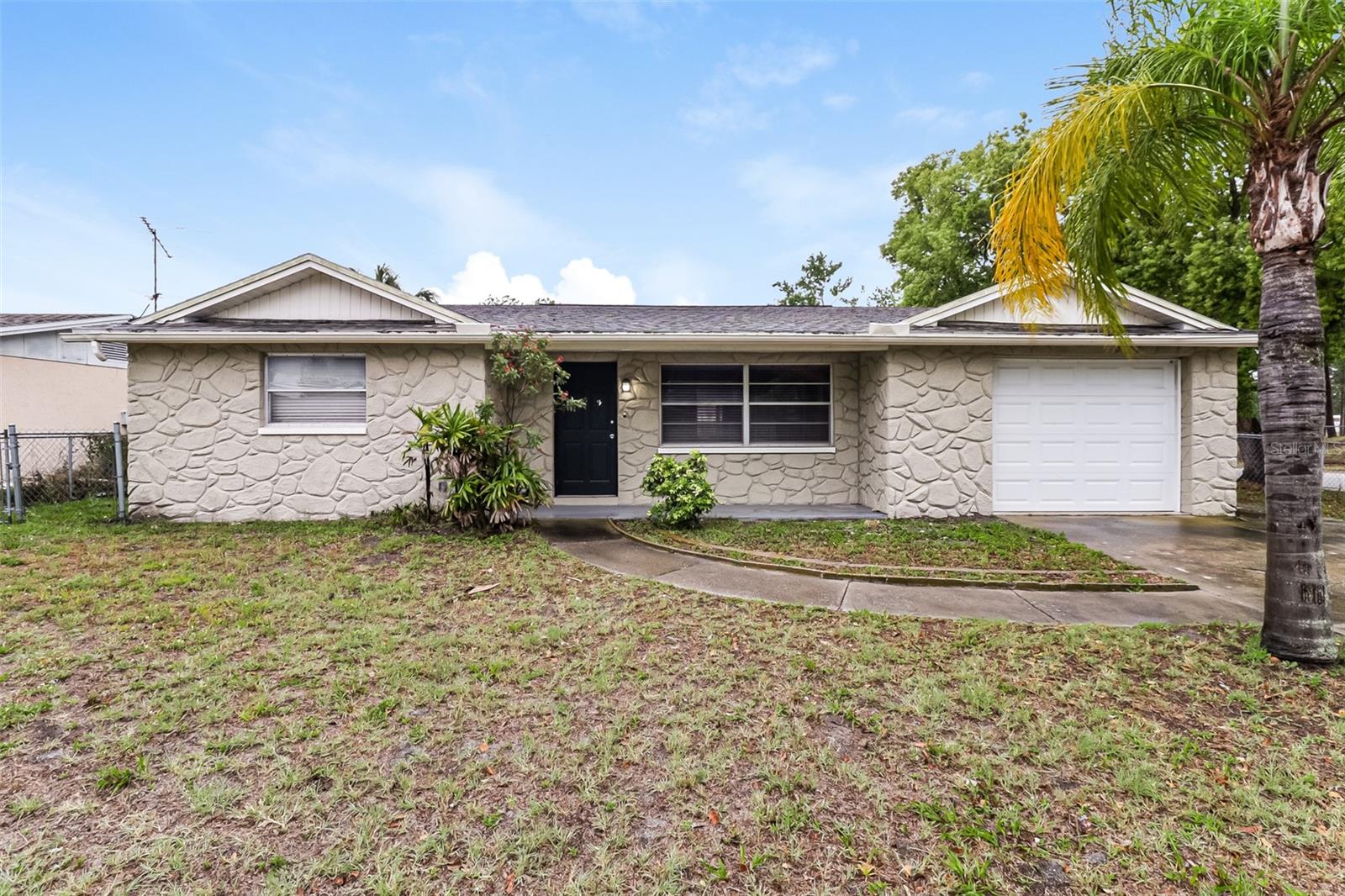 7004 Mayfield Dr, FL