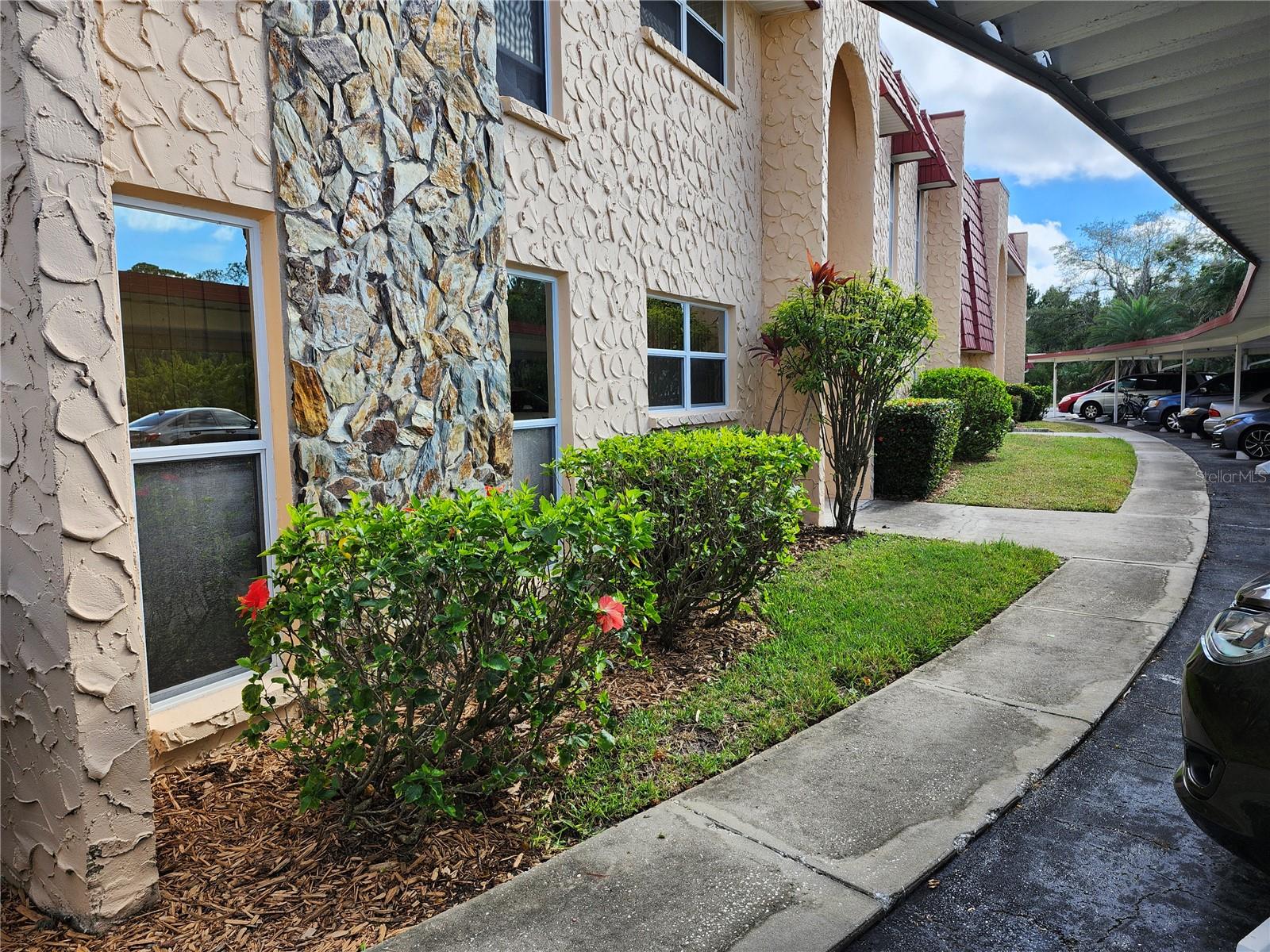 114 Dogwood Cir #114, FL