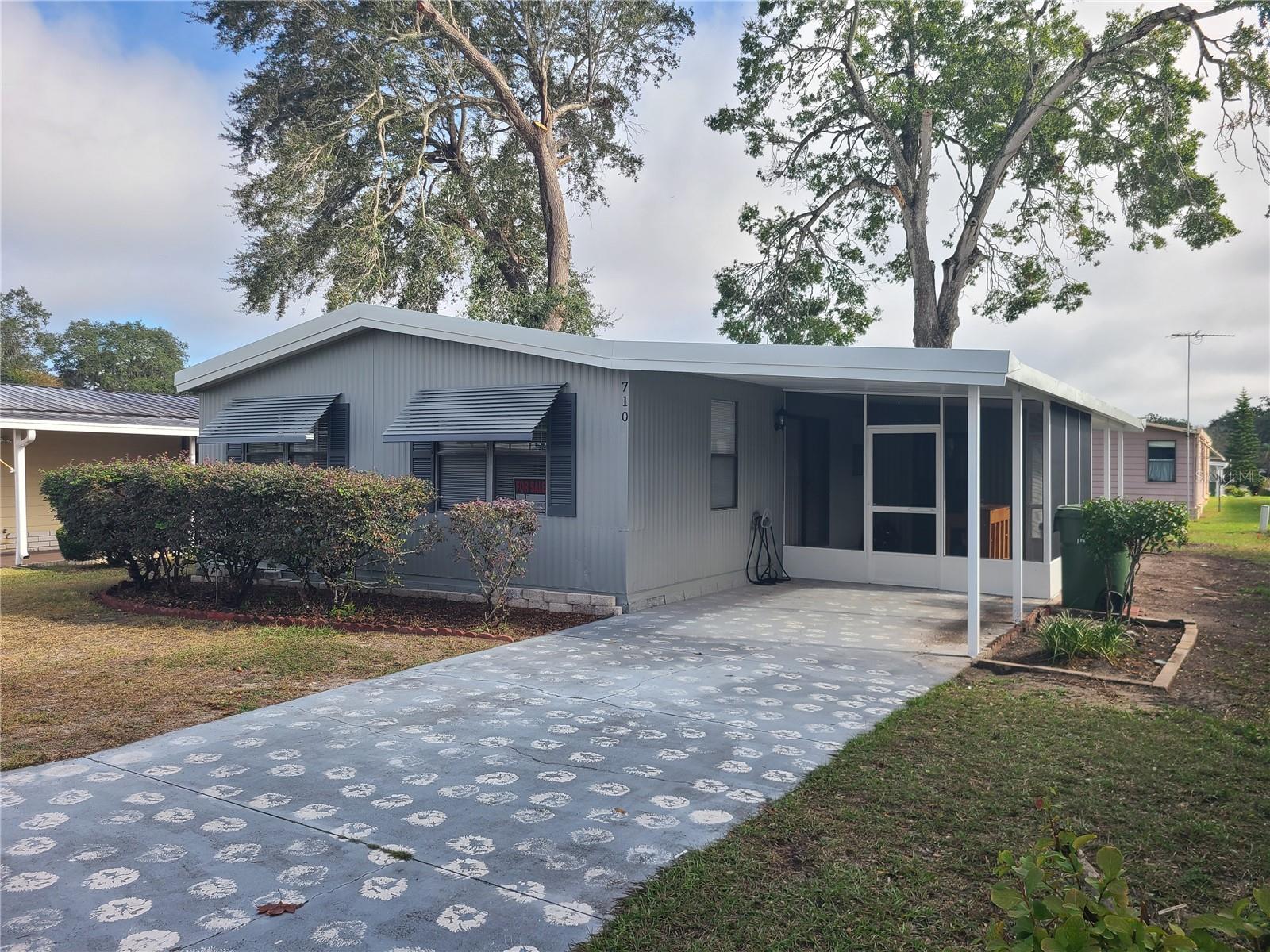 710 Coachman Drive, FL