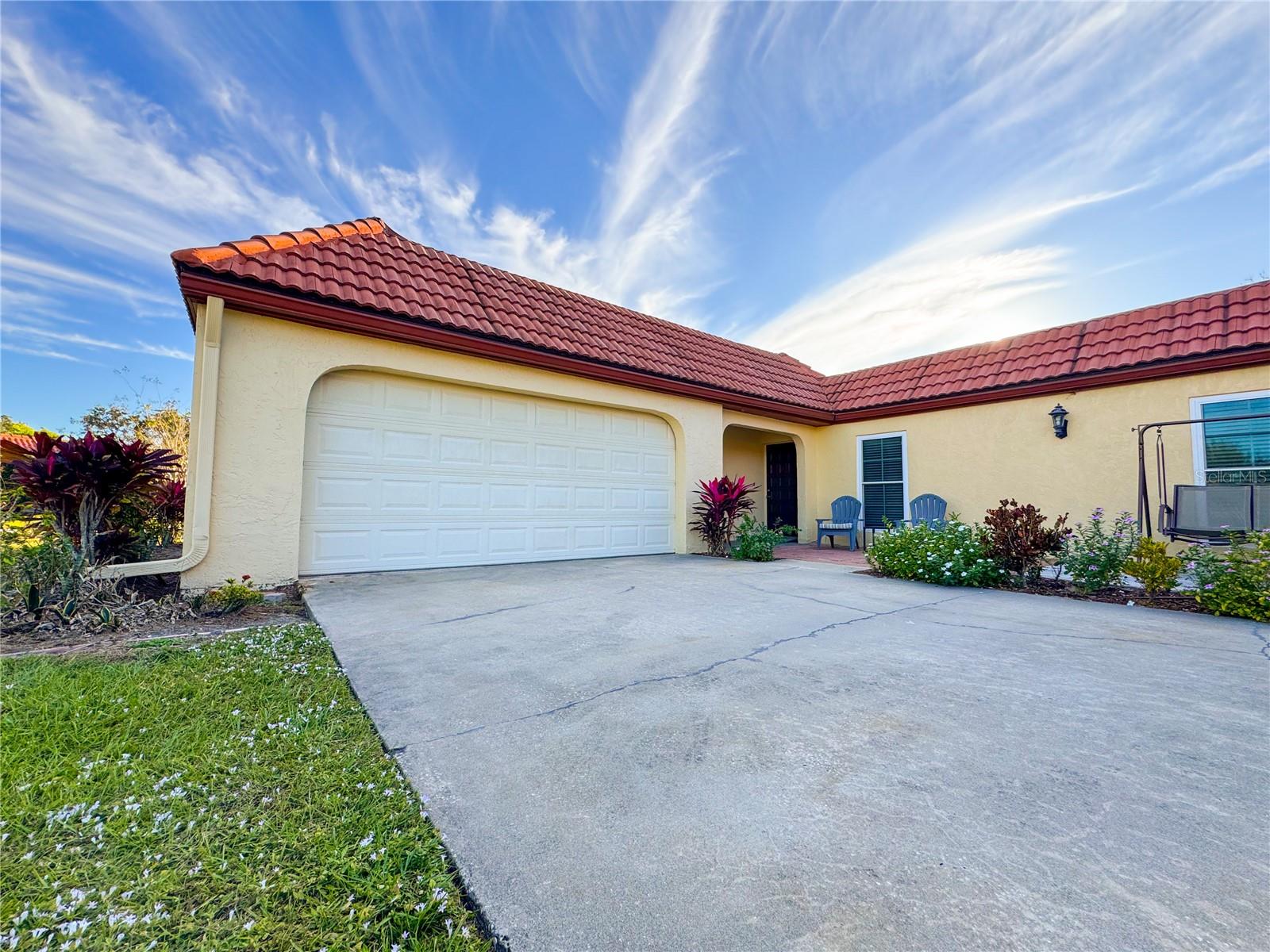 914 Faith Circle, FL