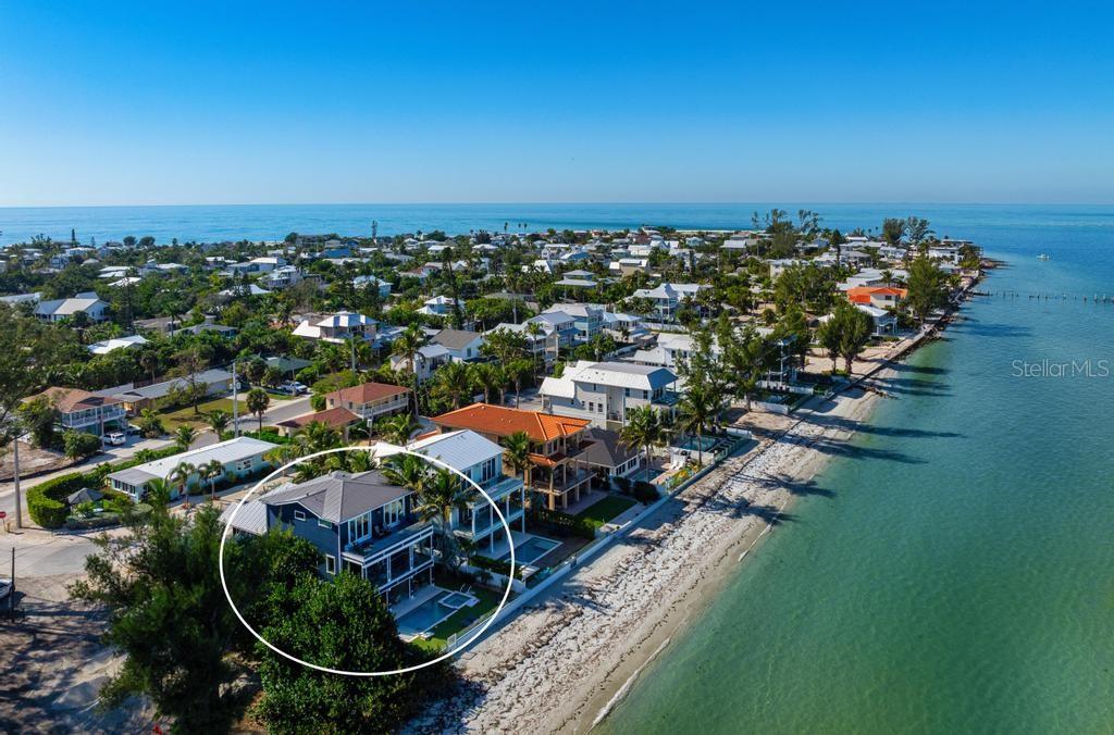 915 N Shore Dr, FL