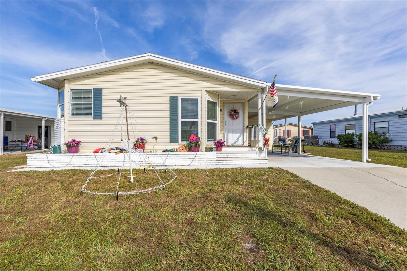 512 La Playa Circle, FL