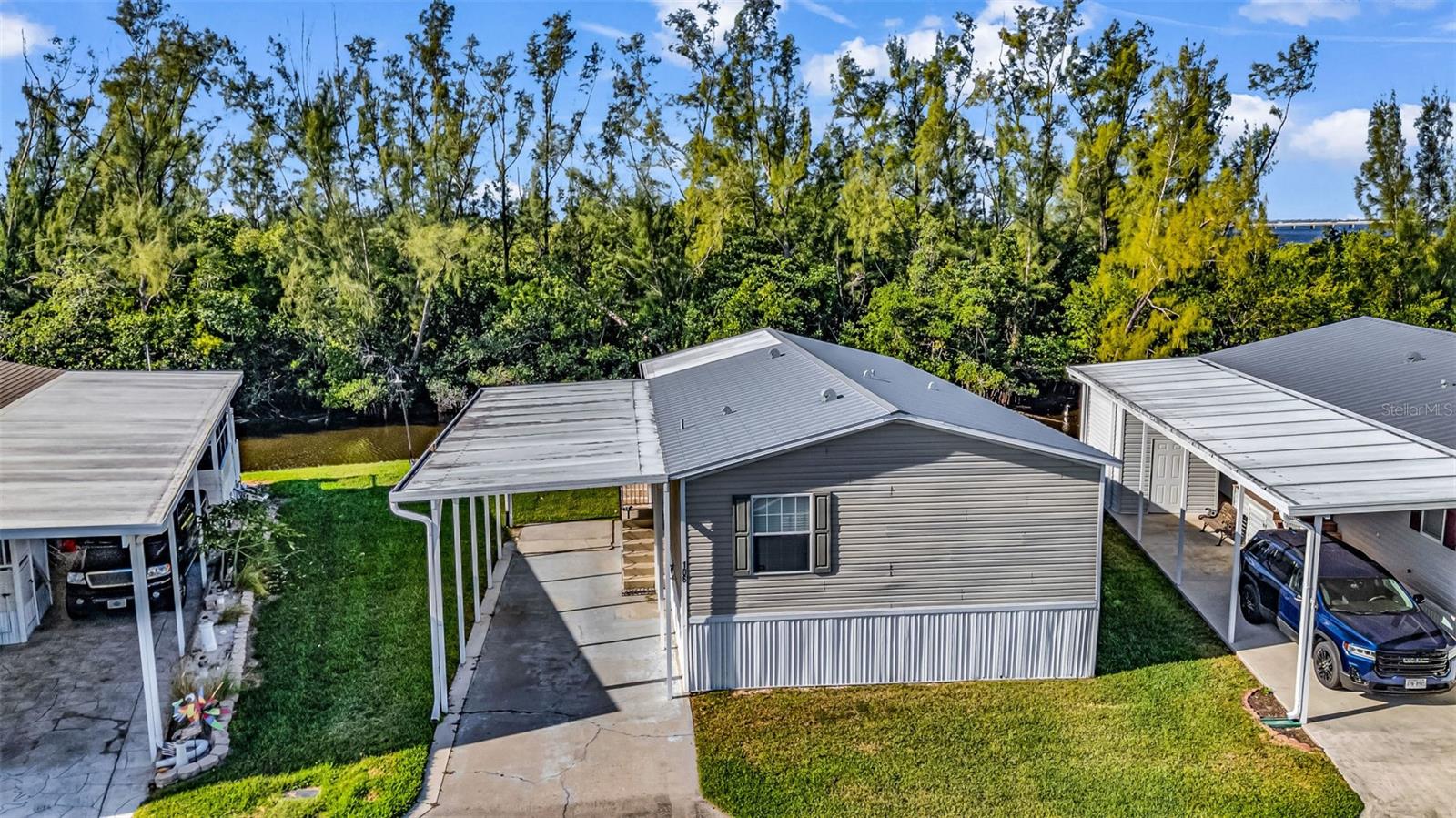4300 Riverside Drive, FL
