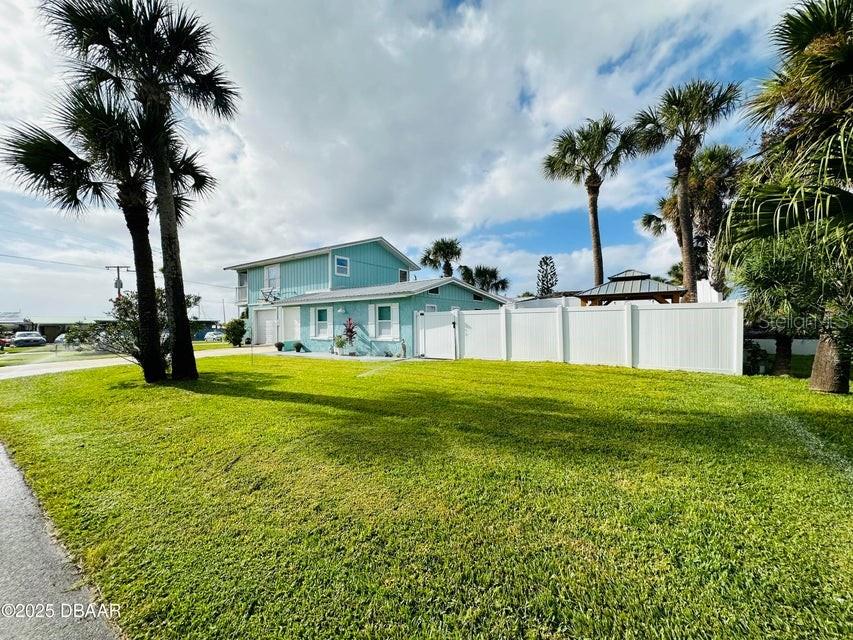 3949 Peninsula Drive, FL