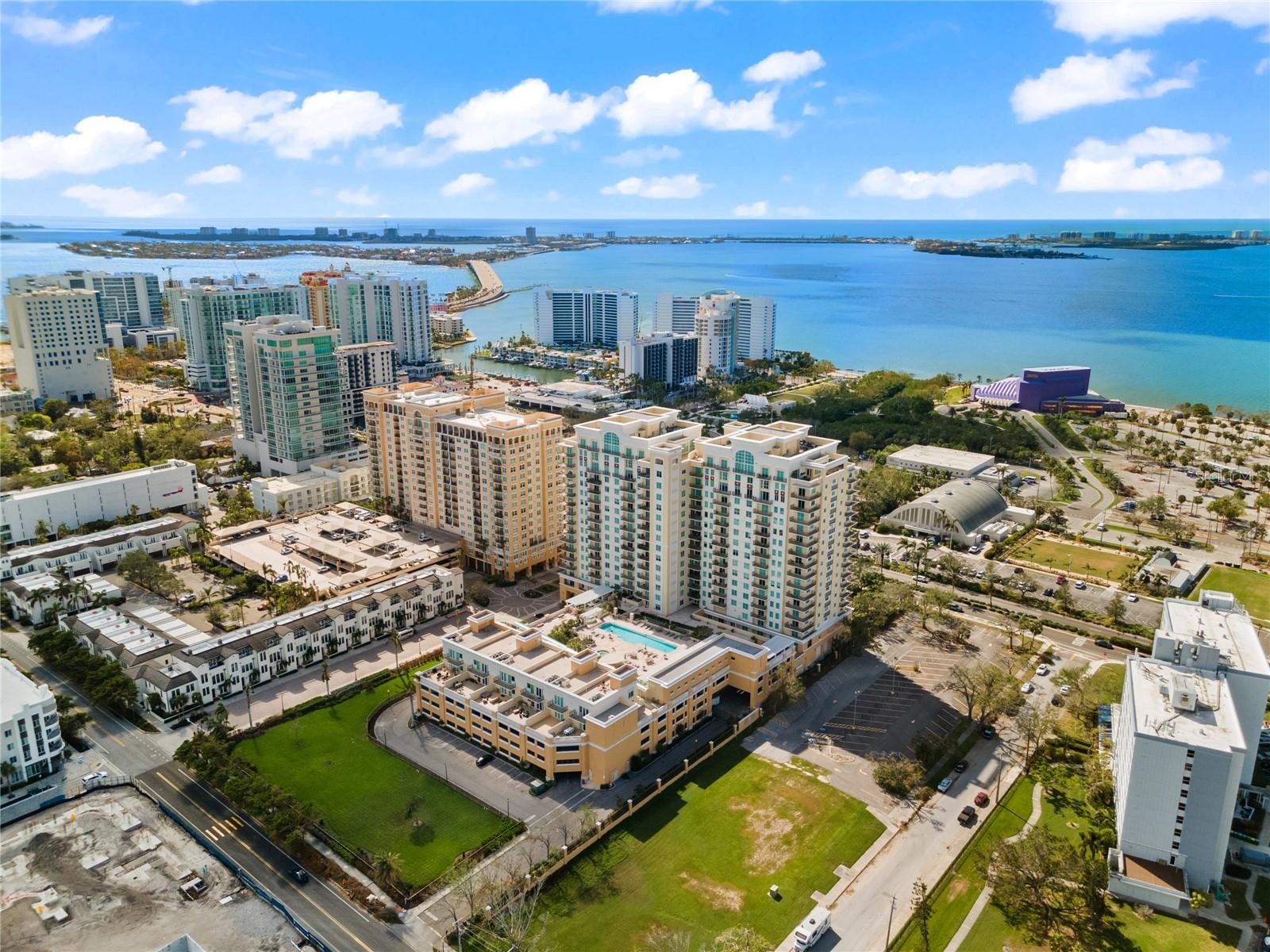 800 N Tamiami Trl #321, FL