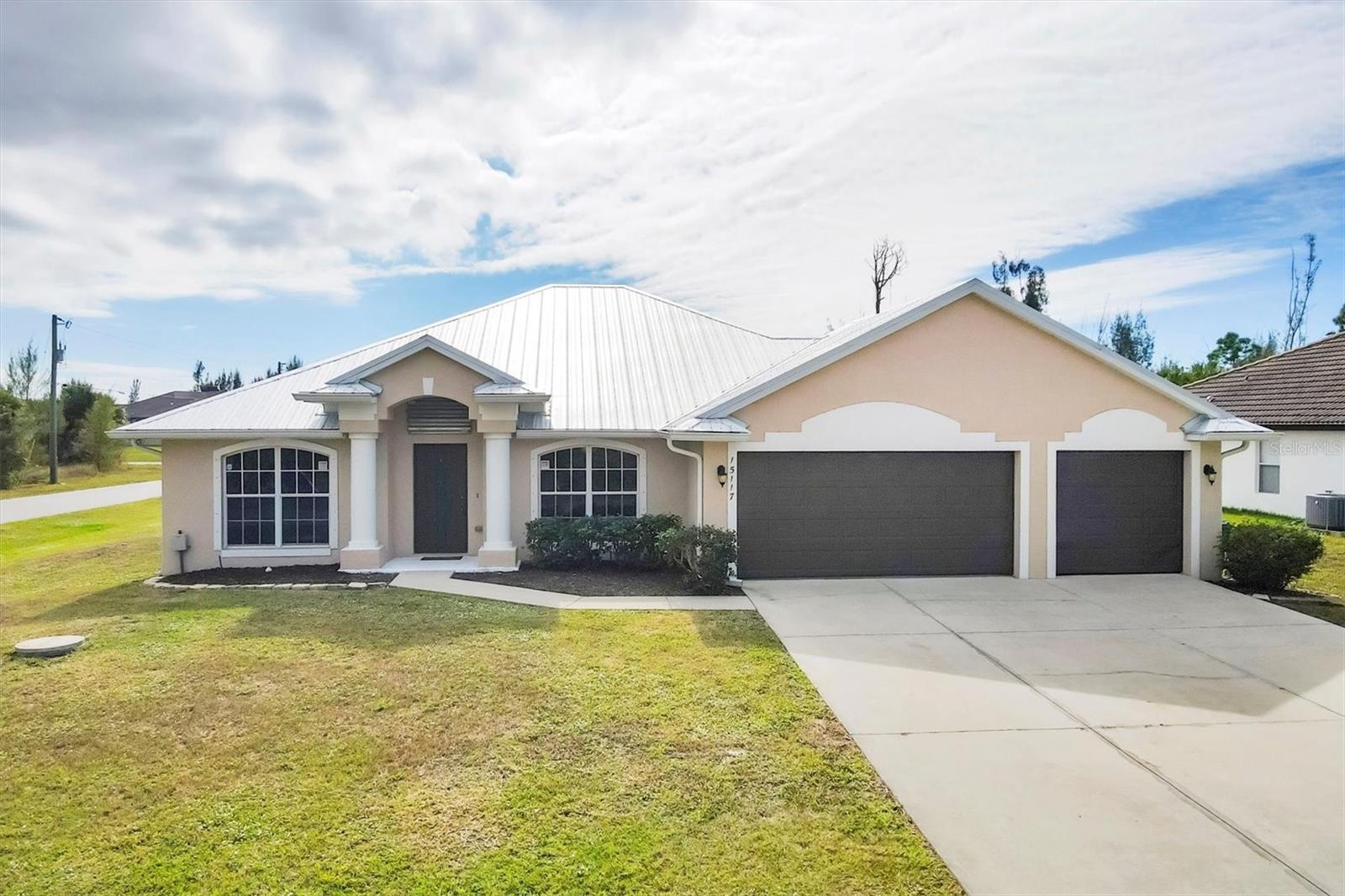 15117 Lyneburg Avenue, FL