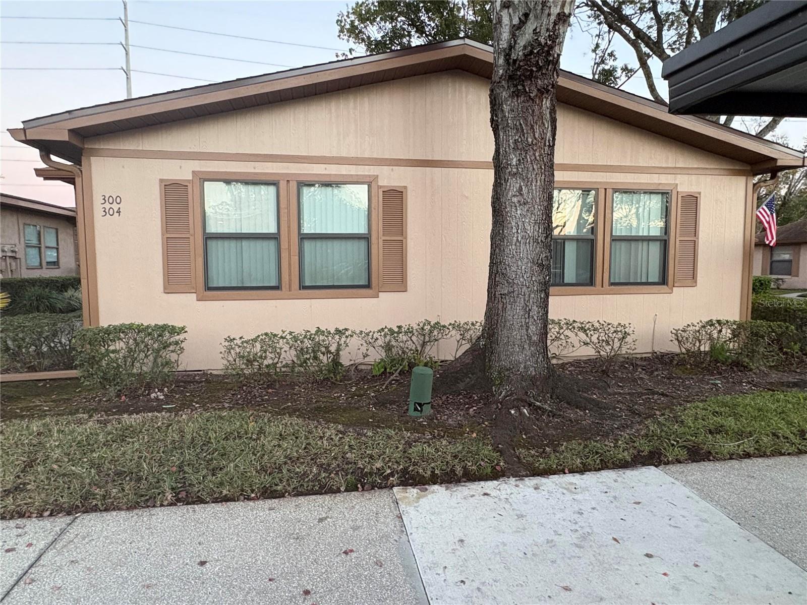 304 Eron Way, FL