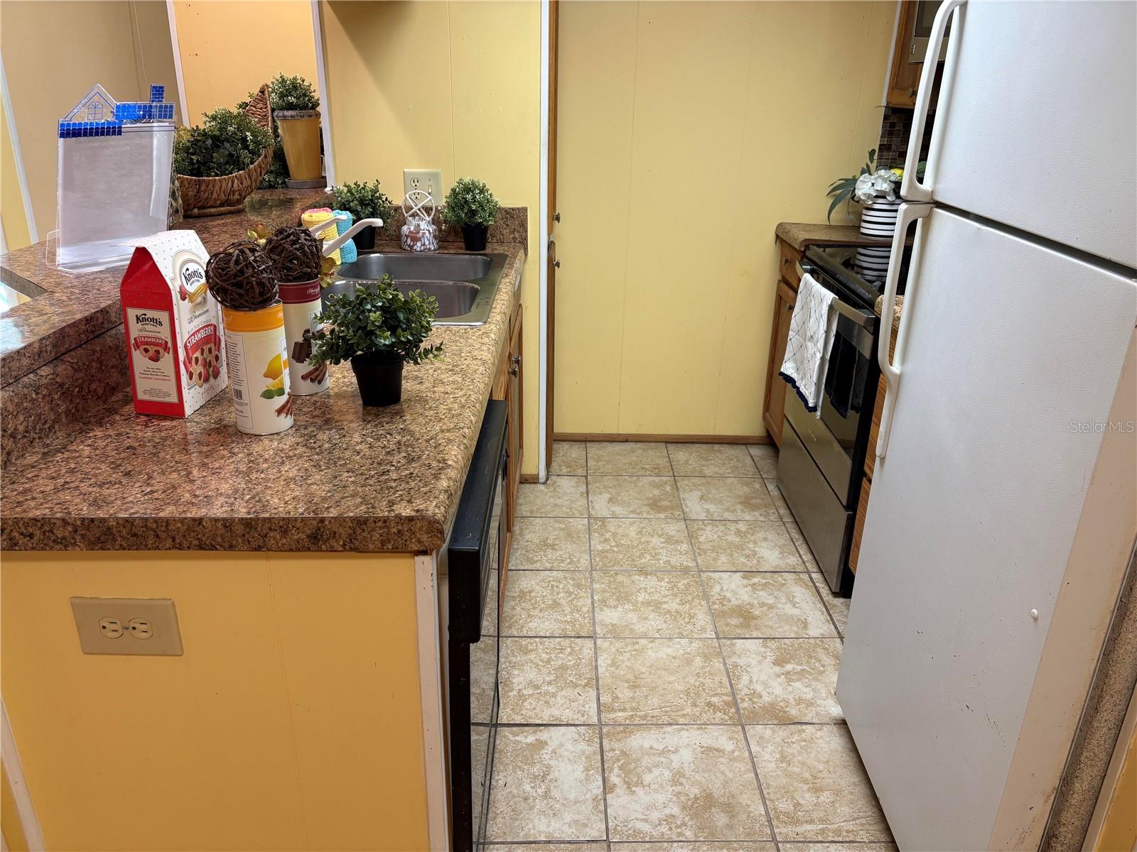 304 Eron Way, FL