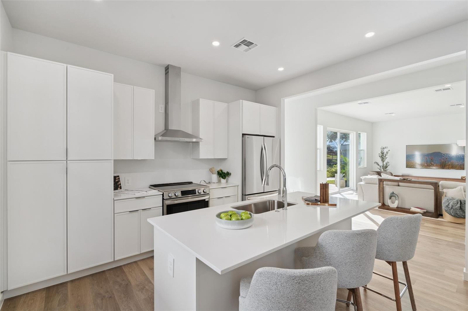 447 Skyfield Court, FL