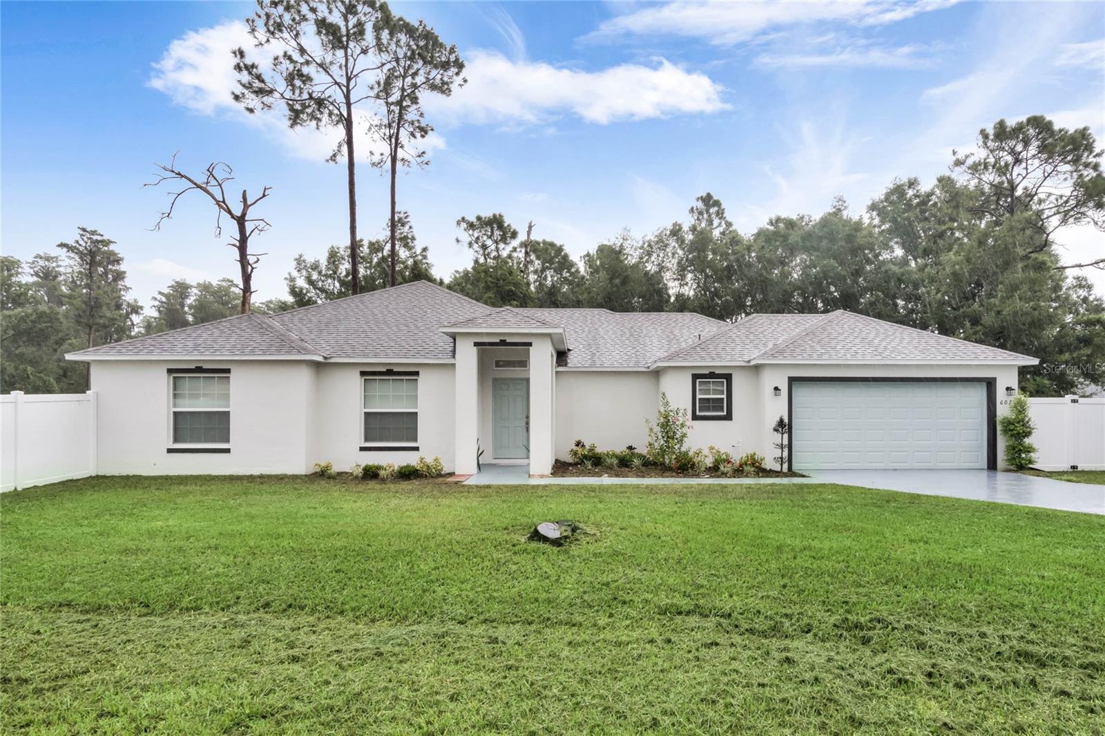 607 Bear Ct, FL