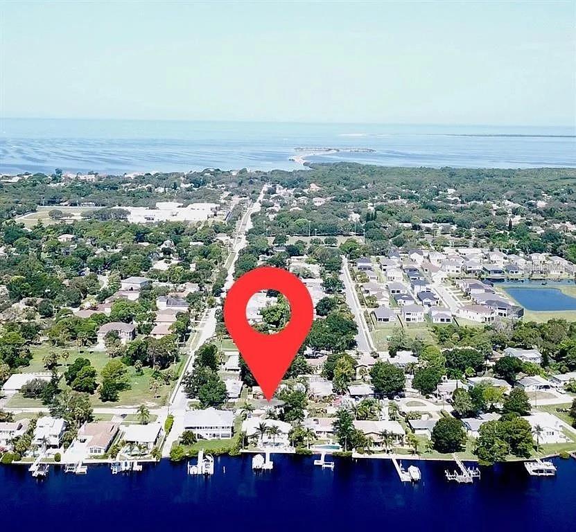 705 Bayshore Drive, FL