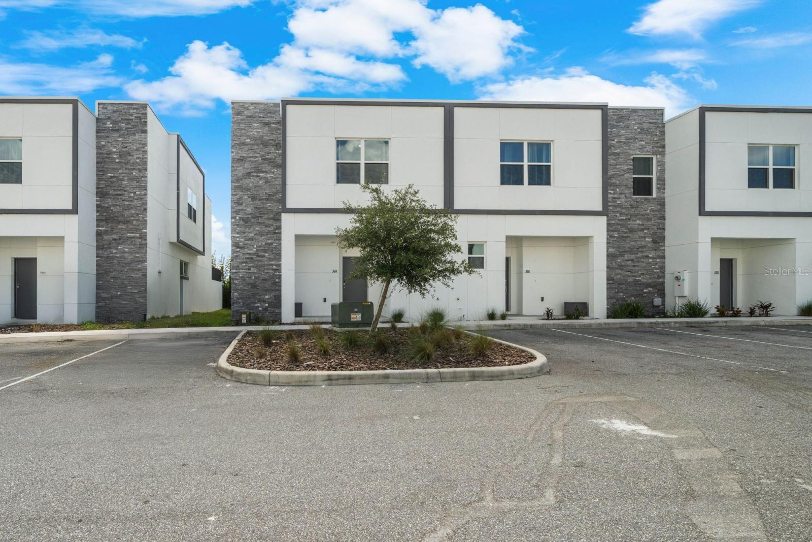 384 Famagusta Drive, FL