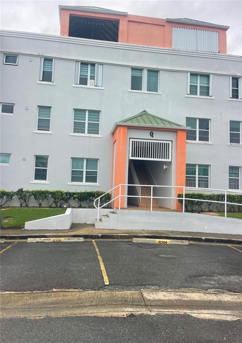 Cond.180 Carretera 194 Pr 180- Carr. Estatal No. 194 Estates, PR