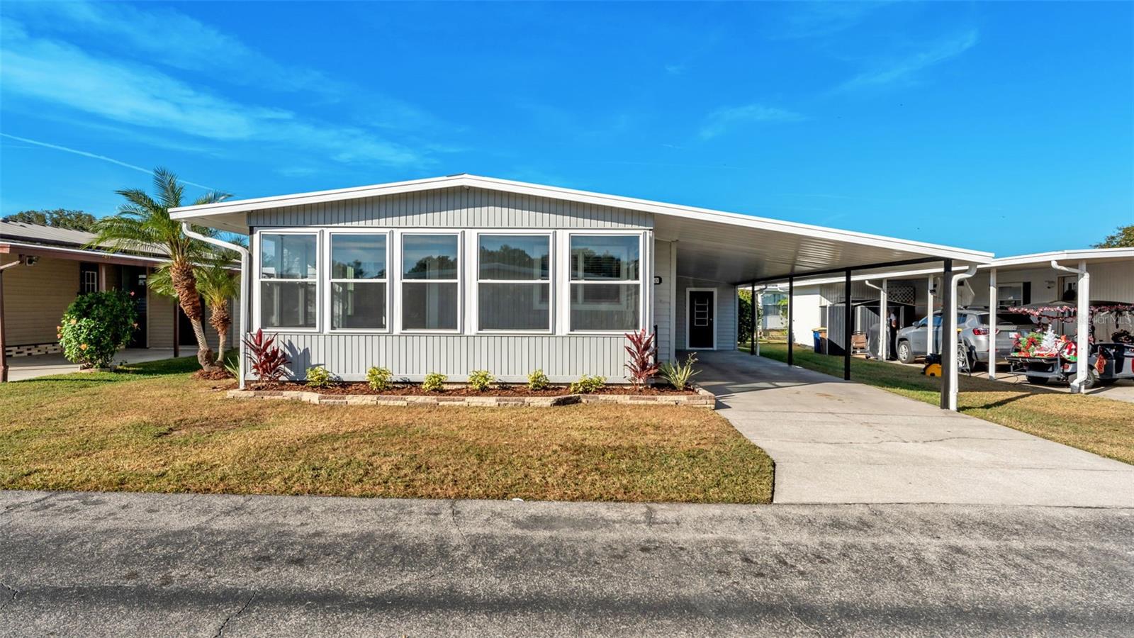 2055 Floral Avenue, FL