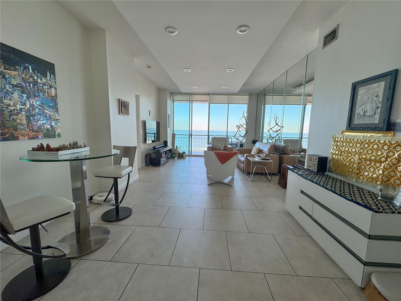 1560 Gulf Boulevard, FL