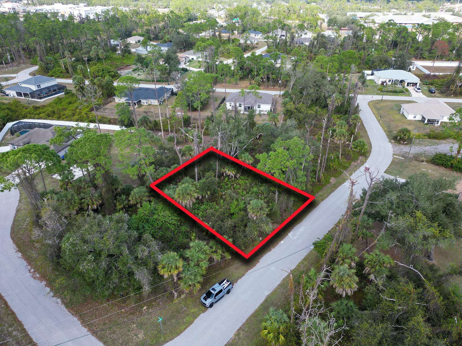 Advance Street, FL