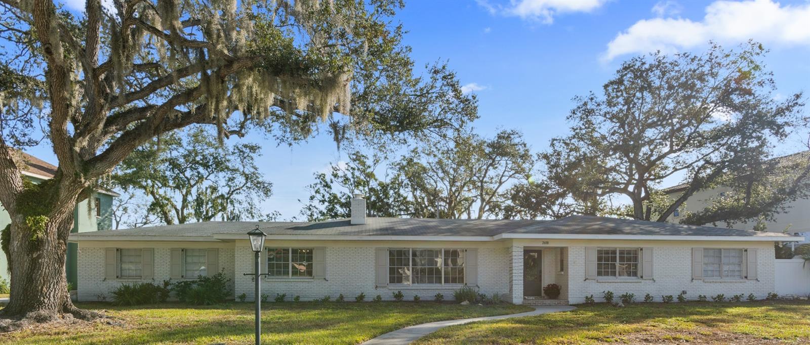 2618 Bryant Circle, FL