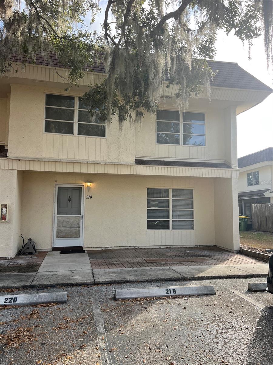 218 Amherst Avenue, FL
