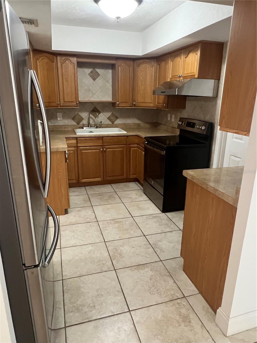 218 Amherst Avenue, FL