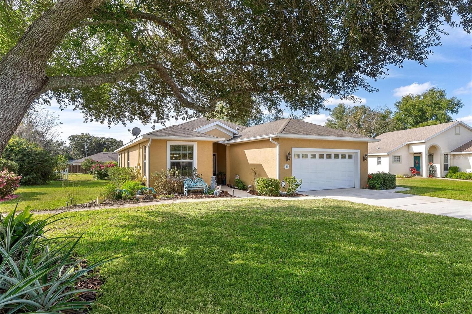 81 Twin Lake Cir, FL