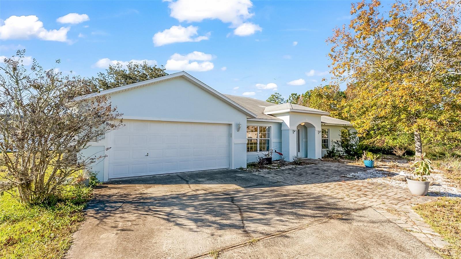 8 White Hurst Lane, FL