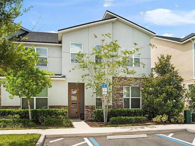 1521 Carey Palm Cir, FL