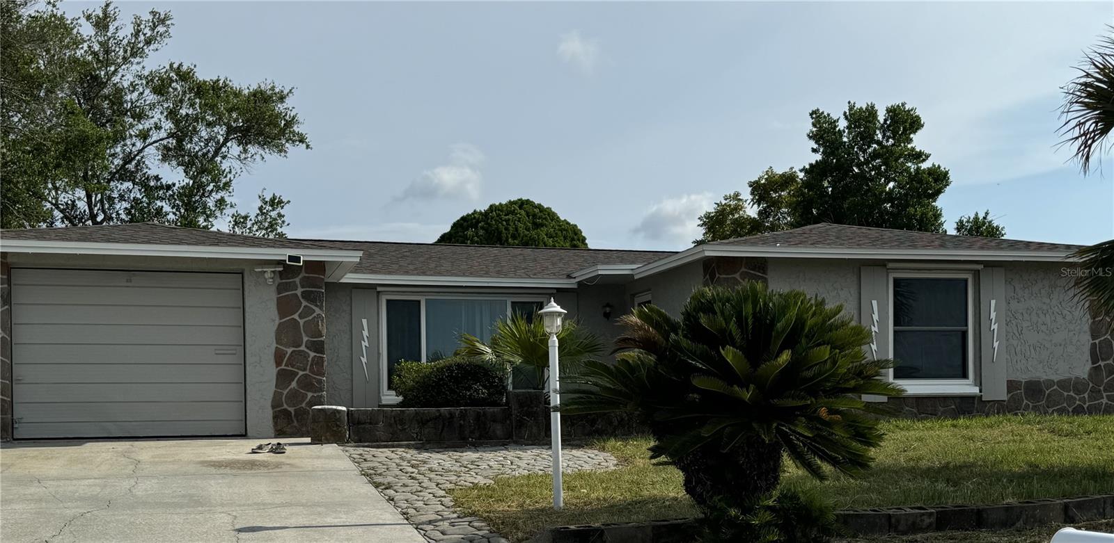 7540 Venice Dr, FL