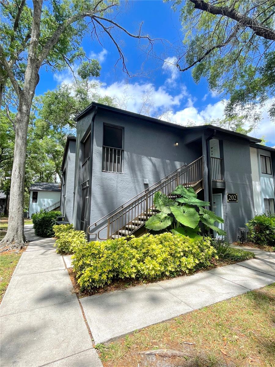 202 Riverbend Dr #201, FL