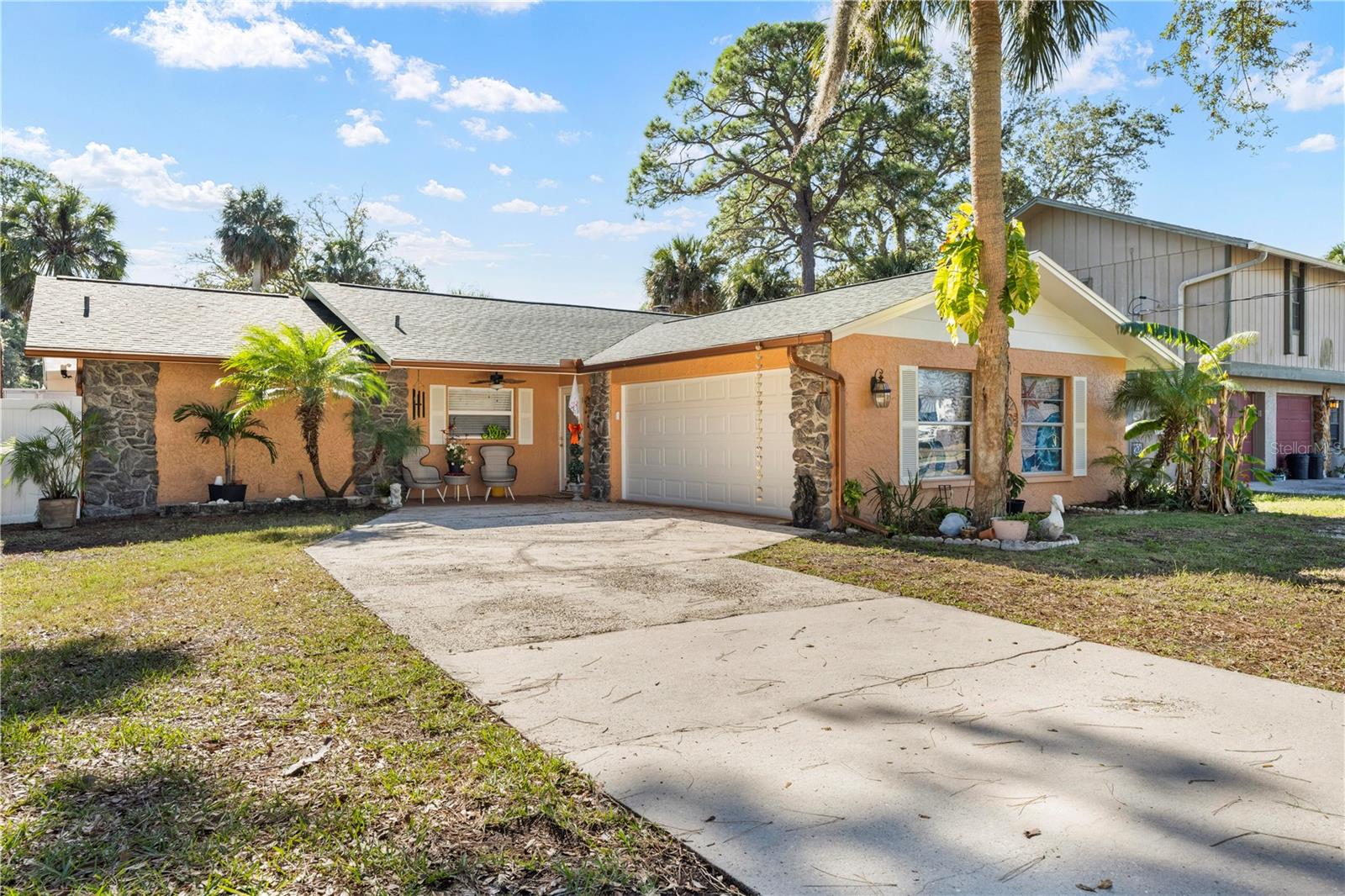 5122 Bay Boulevard, FL