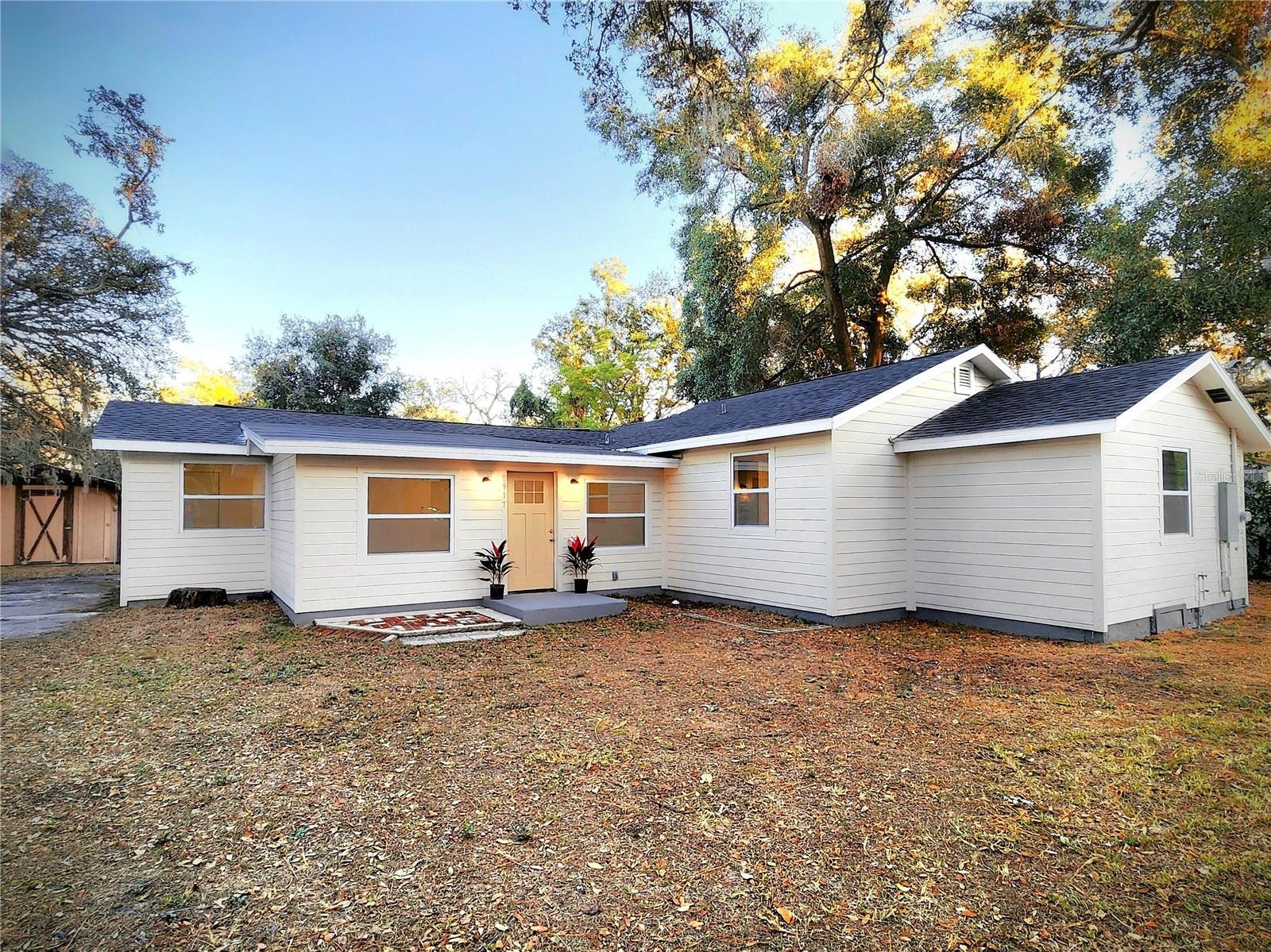 8917 N Highland Ave, FL