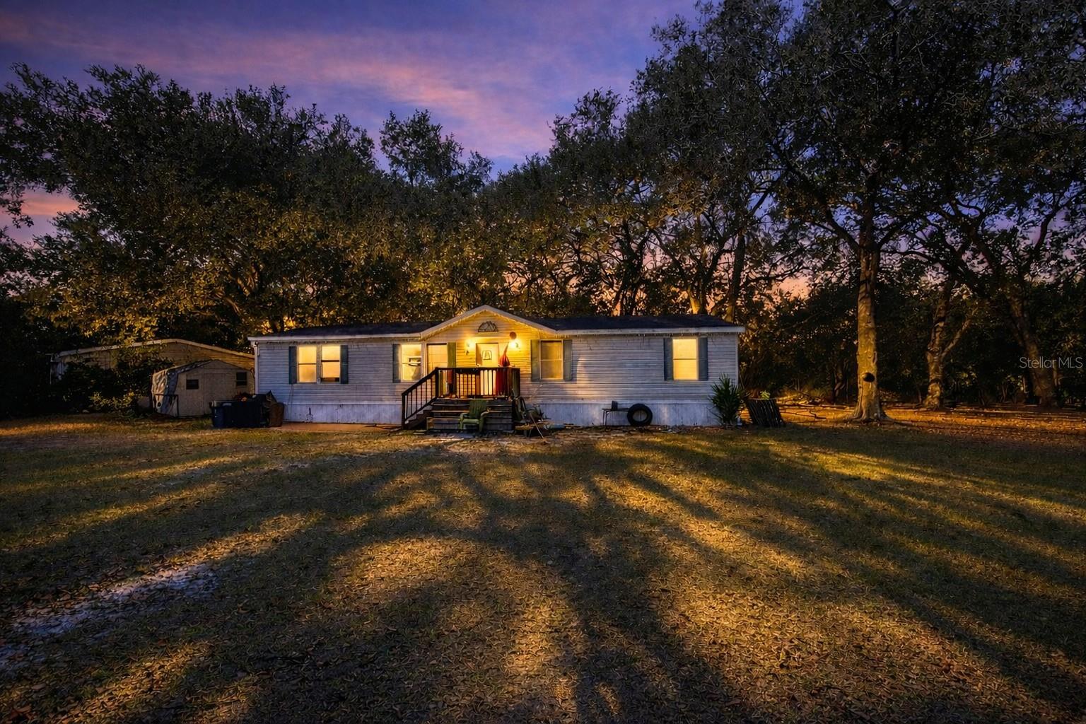 302 Donald Lane, FL