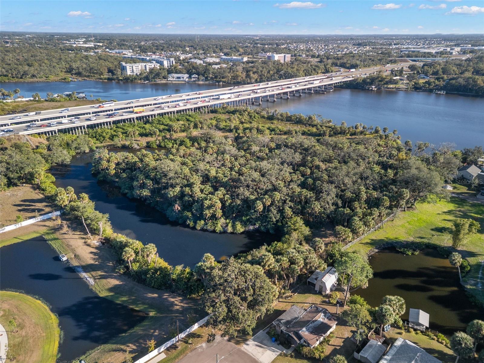 9511 River Cove Drive, FL